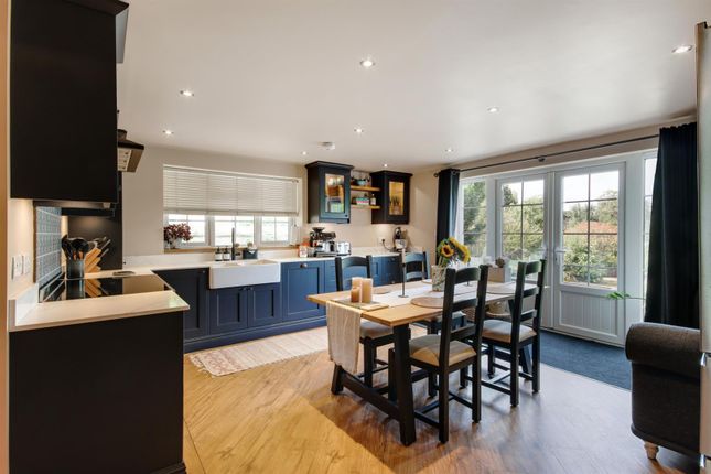 74, Mount Pleasant, Hildenborough photo 2