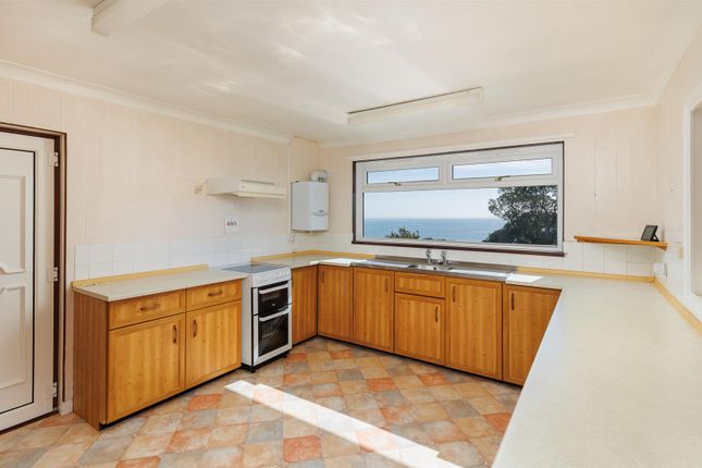 9, Undercliff Gardens, Ventnor photo 4