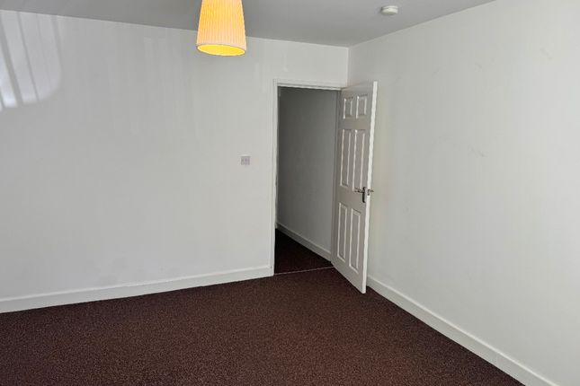 7a Stanley Road, Nuneaton photo 5