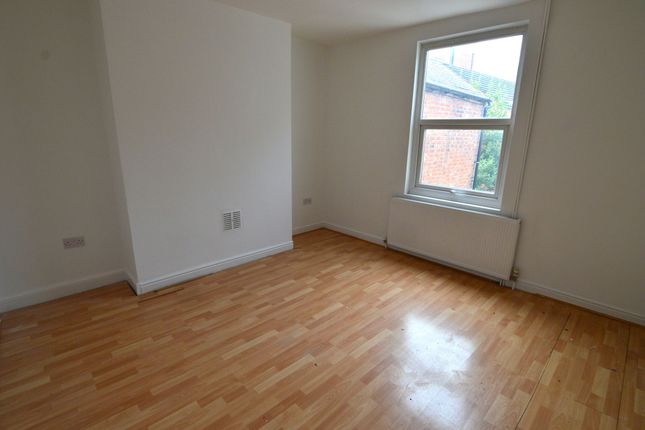 Thumbnail Terraced house to rent in Lincoln Street, Leicester