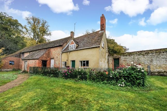 Thumbnail Cottage to rent in Garden Cottage, Upper Winchendon