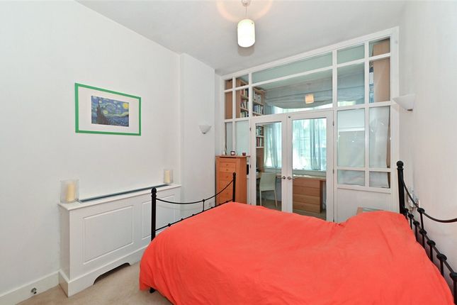Flat 2, Marathon House, 200, Marylebone Road, London photo 4