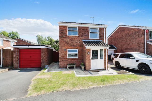 Link-detached house for sale in Peveril Bank, Telford