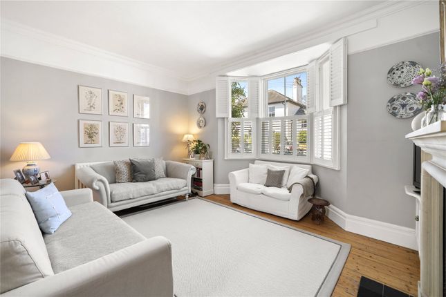 11, Stanton Road, London photo 4