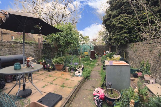 93 Ospringe Road, Faversham photo 2