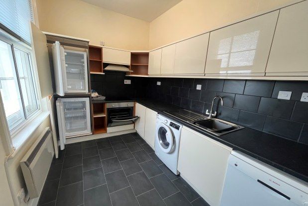 Flat to rent in Gloucester Lodge, Weymouth
