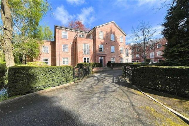 2-bed flat on Apt 3, 1 Cheswick Close, Sale, £335,000