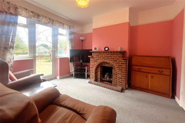 2, Burnt Hill Road, Farnham photo 2