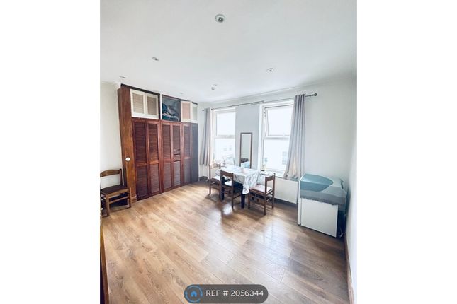 Thumbnail Flat to rent in West Street, Brighton
