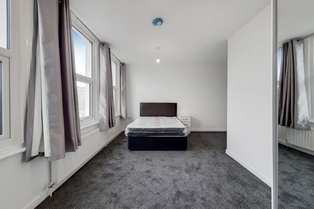 Flat 5 Bedroom