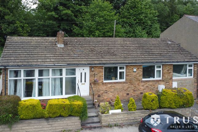 4-bed house on 3 Eastfield Road, Mirfield, £190,000