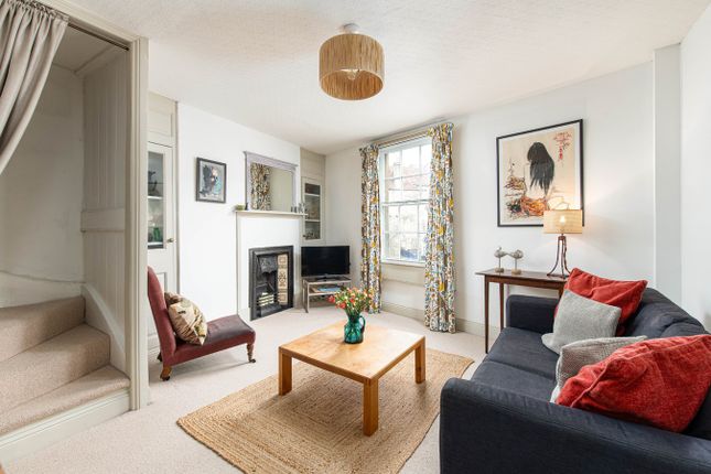 3 & 3a, Silver Street, Bradford-on-Avon photo 2