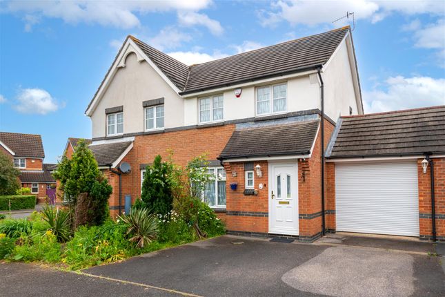 Thumbnail Semi-detached house for sale in Cloverfields, Horley