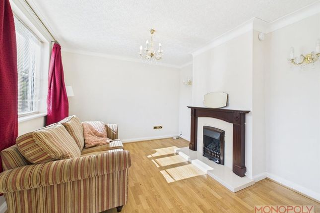 5 Wynnstay Lane, Wrexham photo 3