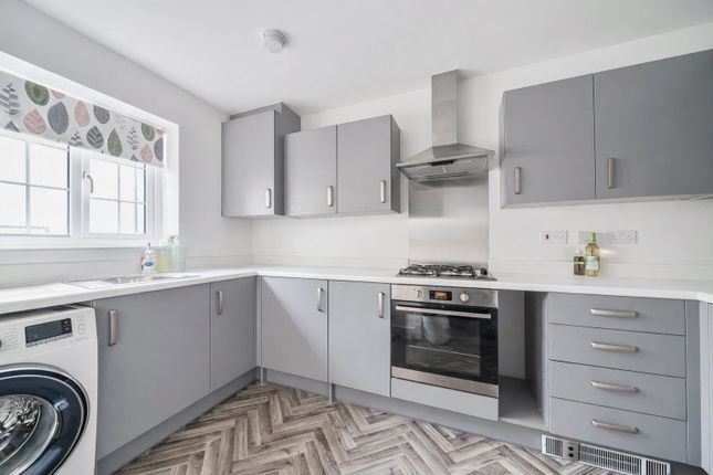 SNG RESALE SO, 3, Kiln Wood Close, Newton Abbot photo 3
