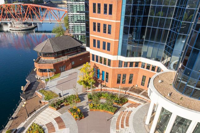 Office to let in The Vic, Mediacityuk, Salford Quays, Manchester