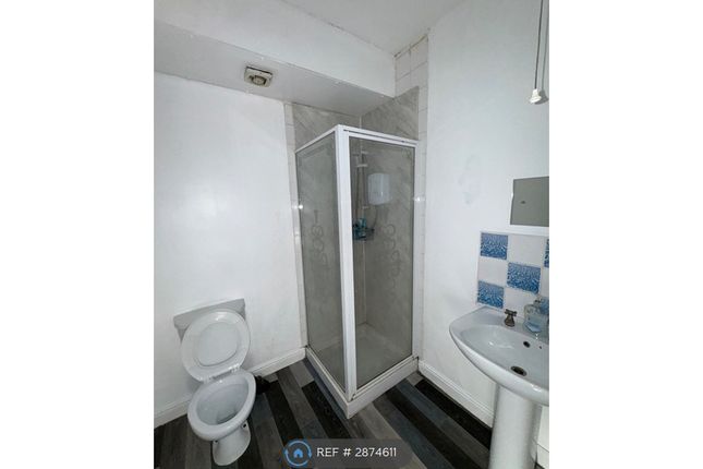 Flat, Cavendish St, Keighley photo 4