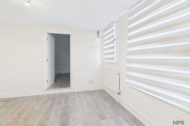 34a Brookfields, Cambridge photo 4