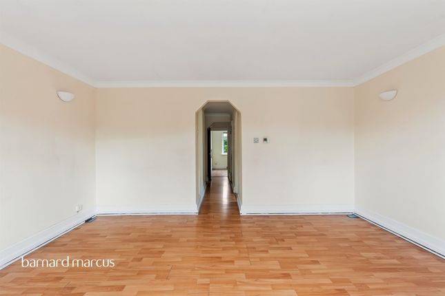 Flat 2, 42, St. James Road, Sutton photo 4