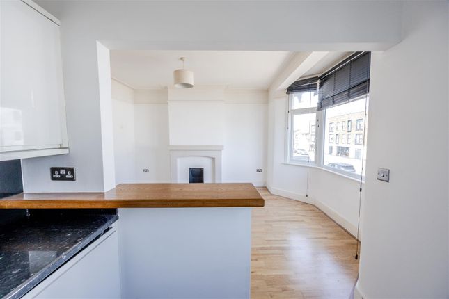 1168A, London Road, Leigh-on-Sea photo 4