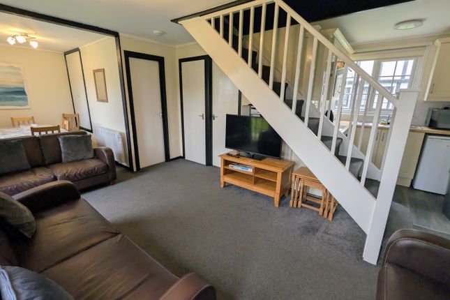 27 Tudor Court, Tolroy Manor Holiday Village, Hayle photo 4