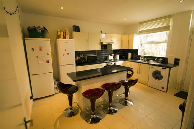 5, Ebor Mount, Leeds photo 3