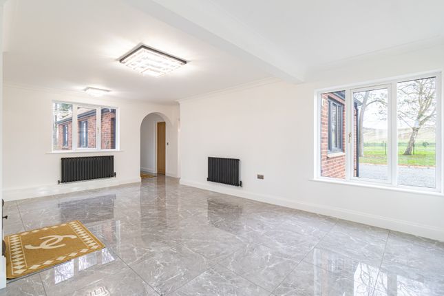 55 Lynn Road, Heacham, Norfolk photo 4