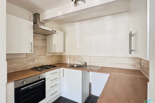 Flat, 13a, Cross Lane, Faversham photo 2