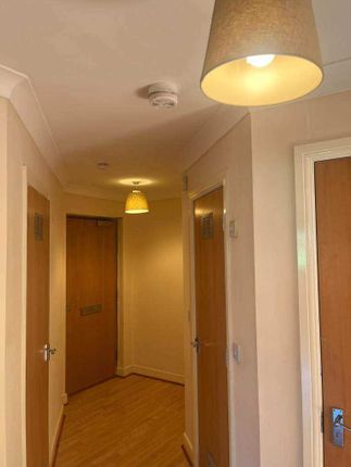 Craigend Court, Glasgow photo 3