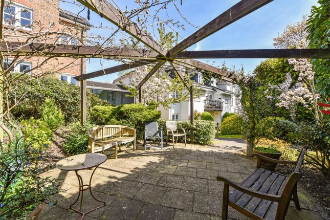 Thumbnail Flat for sale in Radford Court, Liphook, Hampshire