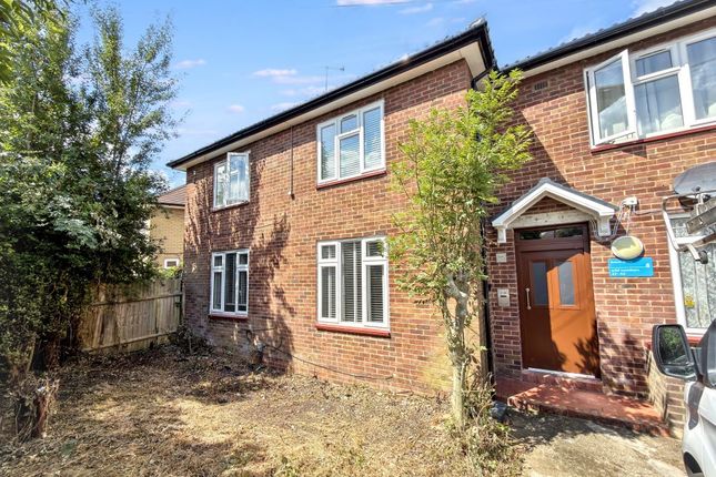 37, Beech Drive, Borehamwood photo 2