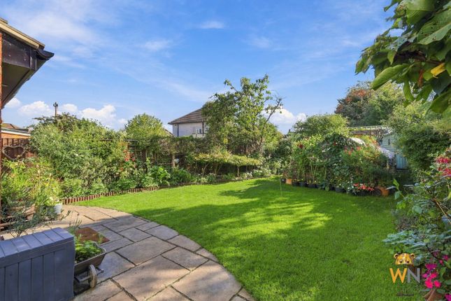 36, Langdale Gardens, Chelmsford photo 3