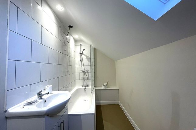 2 Alexandra Cottages,, Castle Lane, Newbury photo 3