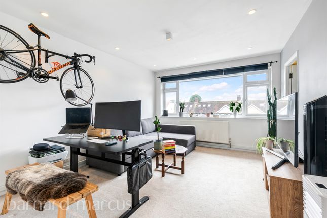 362b, Kingston Road, Epsom photo 2