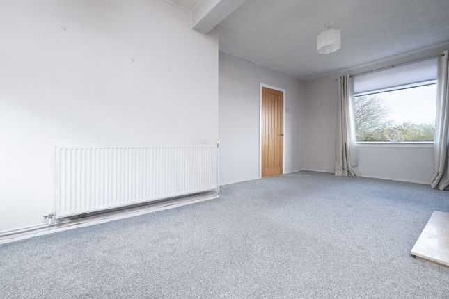 52 Maple Road, Greenock photo 2