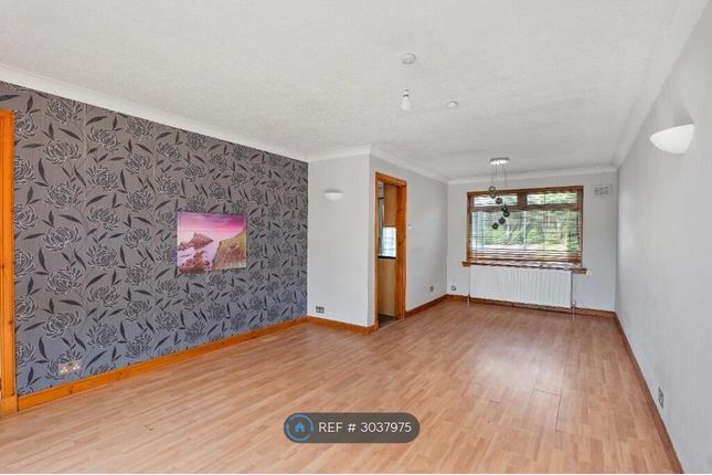 Harvie Avenue, Newton Mearns, Glasgow photo 3