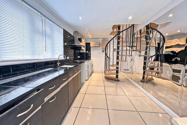 29A, Southampton Street, Farnborough photo 4
