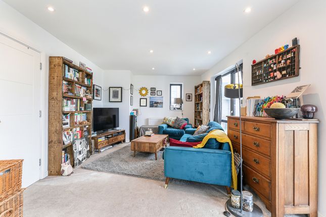 Property for sale in Queens Road, London