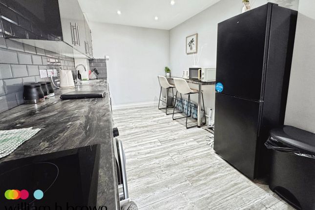 Flat 1, 48, Kingsway, HARWICH photo 3