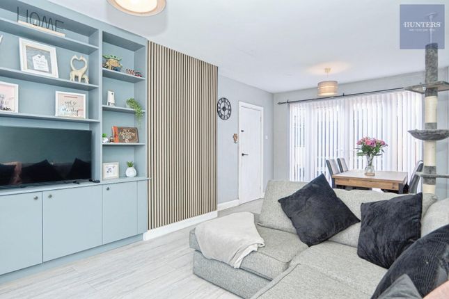 27, Tong Way, Leeds photo 2