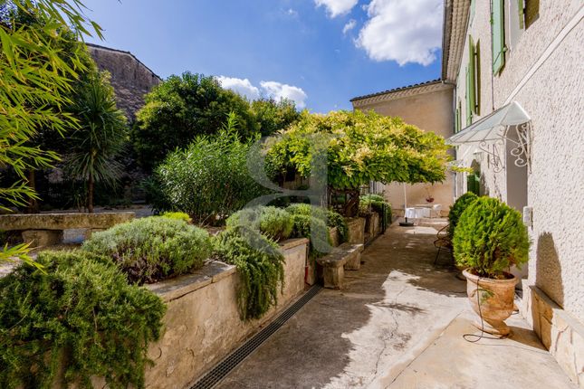 Property for sale in Mazan, Provence-Alpes-Cote D'azur, 84380, France