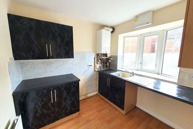 Thumbnail Terraced house to rent in Baxter Court, Doncaster