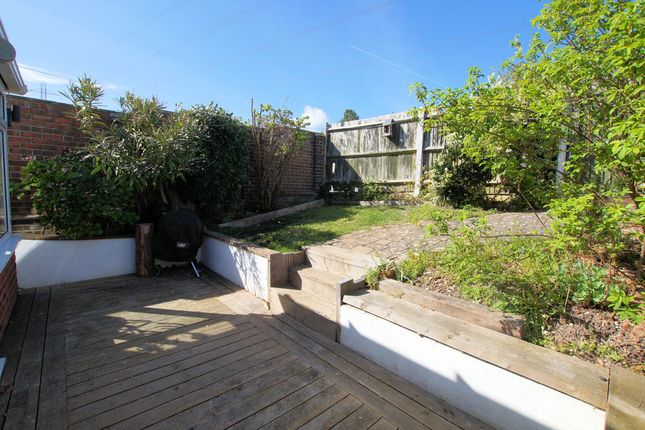 43, Waltham Close, Fareham photo 4