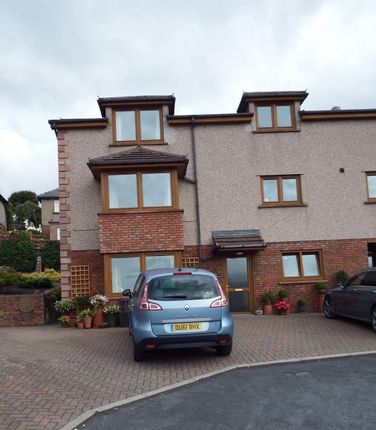 2 bed flat to rent in 32 Orchard Apartments, Monks Close, Penrith, Cumbria CA11
