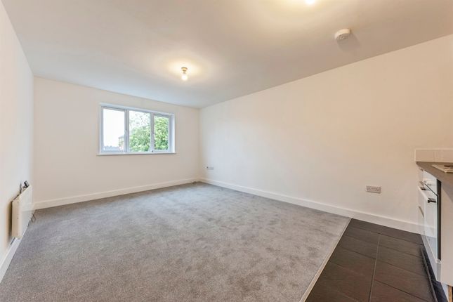 17, Scarsdale Way, Grantham photo 2