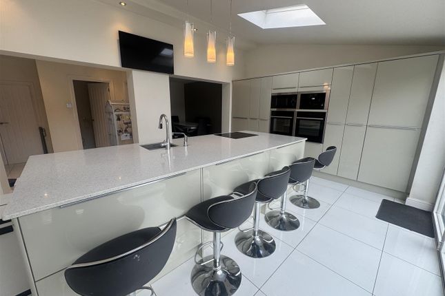 7, Saltney Way, Nottingham photo 5