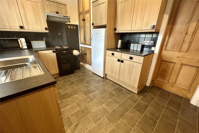 26, Bradley Road, Huddersfield photo 4