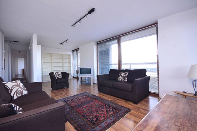 Flats To Let In Barbican London Ec2y Apartments Rent Thumbnail Flat To Rent In Lauderdale Tower Barbican