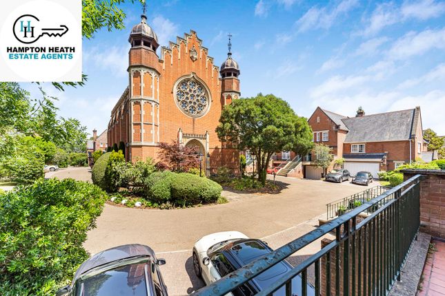 4 , Chapel Square, Virginia Water photo 3
