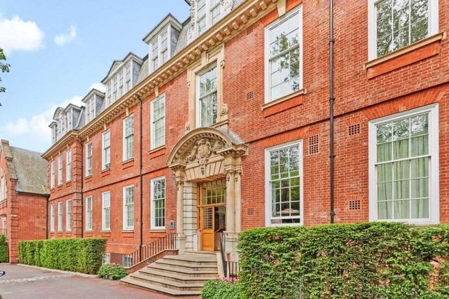 Thumbnail Flat for sale in Coleridge Gardens, Chelsea